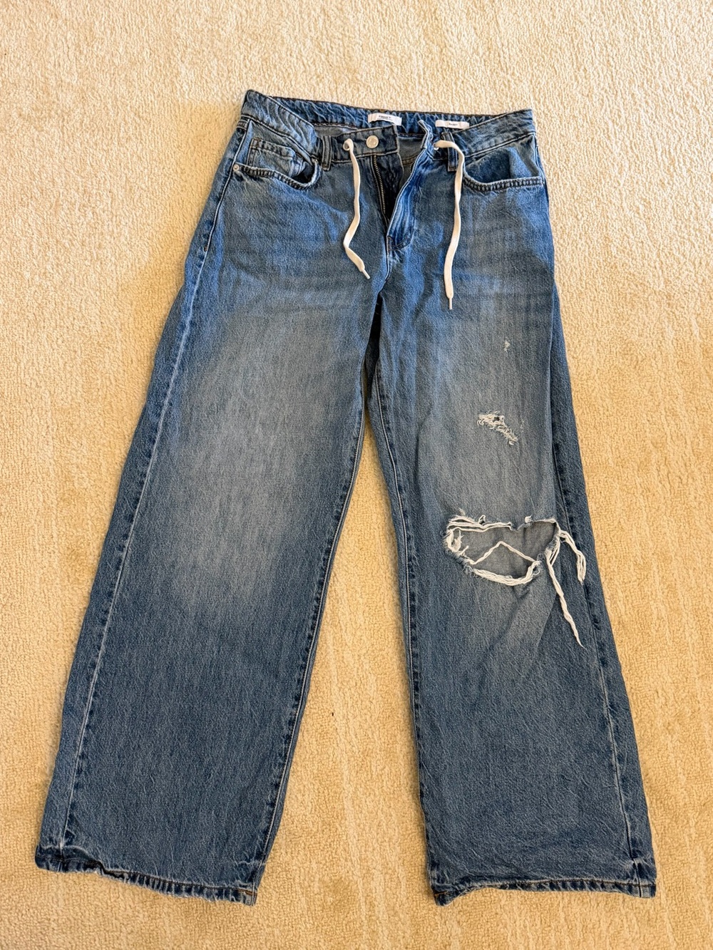 Forever 21 Women’s Relaxed Wide-Leg Distressed Jeans in Blue with Drawstring